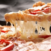 Классическая итальянская пицца