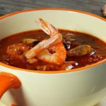 Итальянский суп с морепродуктами и рыбой «Чиопино»