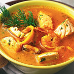 Рыбный суп с морепродуктами и картофелем