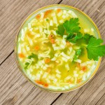 Суп лапша с овощами