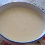 Суп молочный манный с изюмом