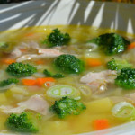 Суп с брокколи на курином бульоне