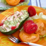 Салат из авокадо с креветками и томатами «Avocado con gamberetti»